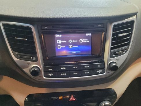 Used 2017 Hyundai Tucson SE image 25