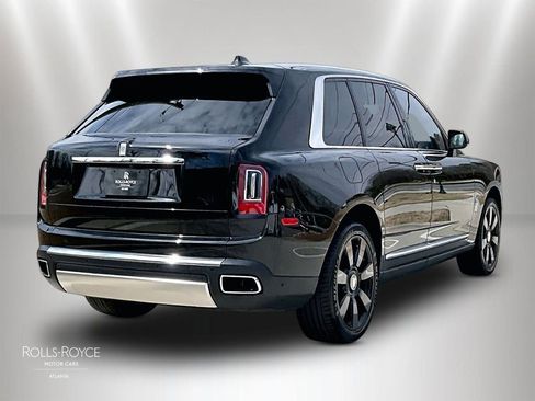 Used 2020 Rolls-Royce Cullinan image 12