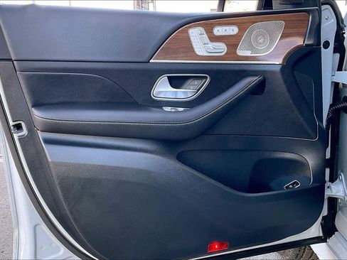 Used 2025 Mercedes-Benz GLE 450 4MATIC image 21