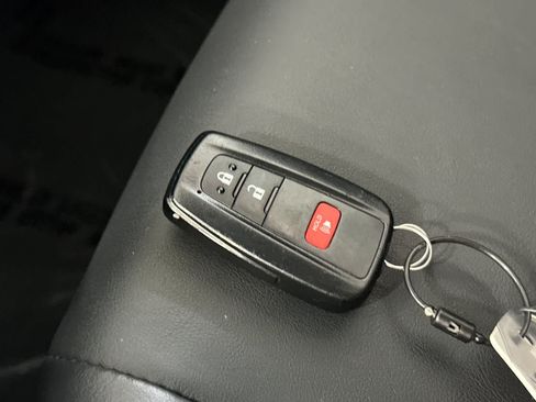 Used 2024 Toyota RAV4 Adventure AWD/4WD image 29
