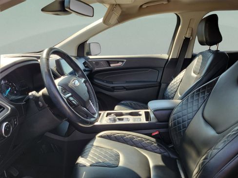 Used 2023 Ford Edge Titanium image 18