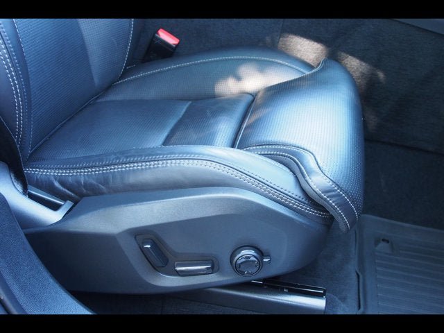 Used 2022 Volvo XC60 B5 Inscription w/ Protection Package Premier FWD image 12