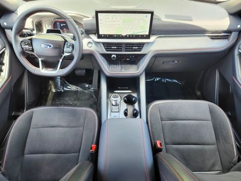 Certified 2025 Ford Explorer ST AWD/4WD image 12