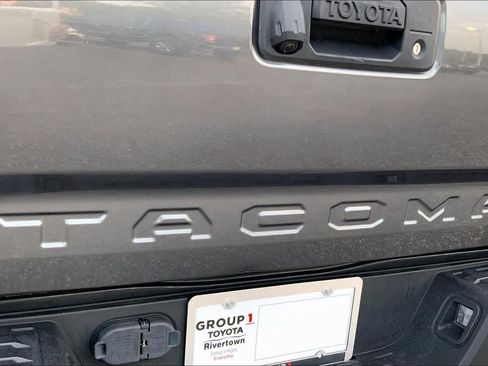 Used 2023 Toyota Tacoma SR5 RWD image 10