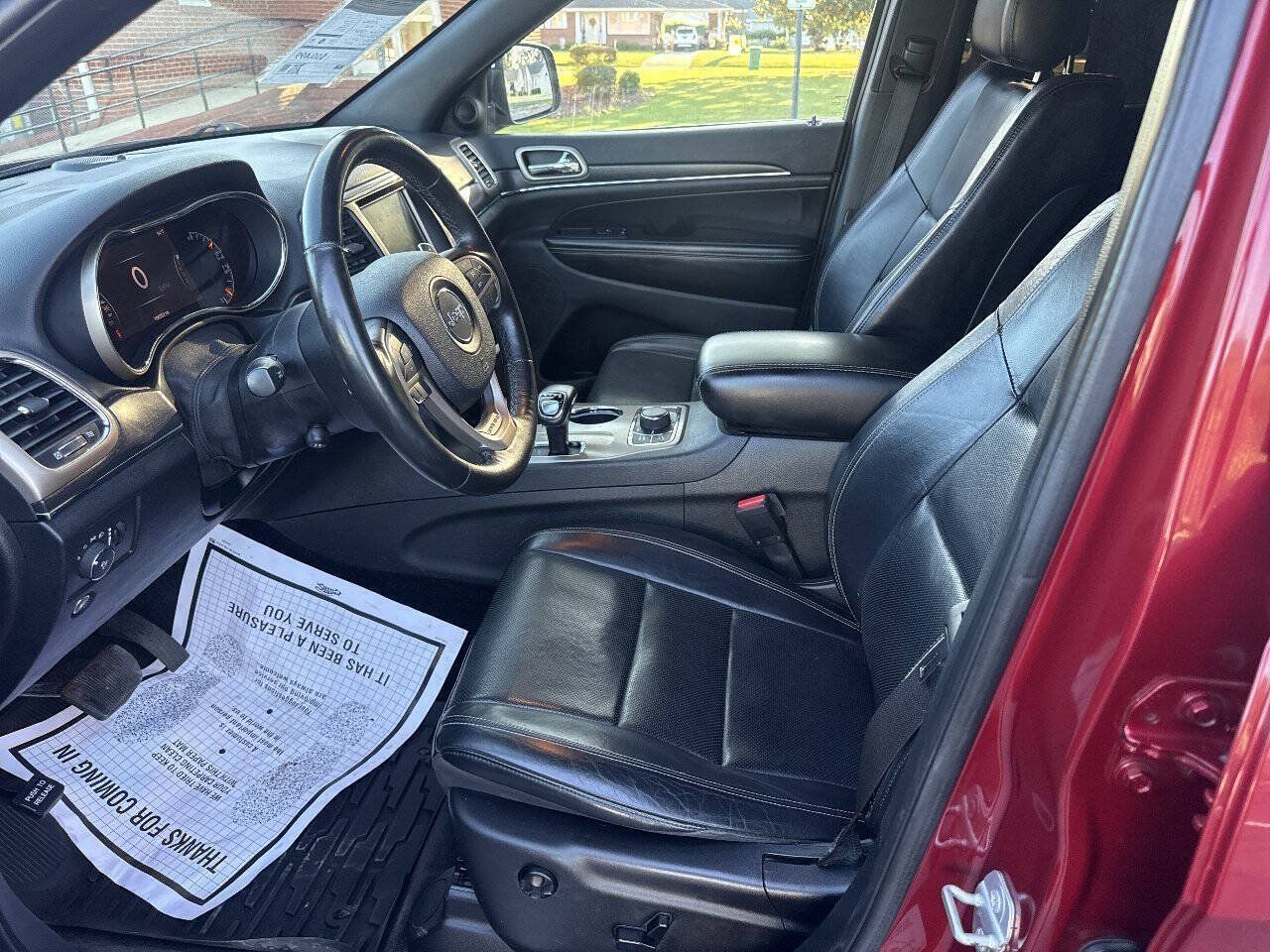 Used 2015 Jeep Grand Cherokee Limited w/ Luxury Group II AWD/4WD image 9