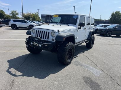 Used 2018 Jeep Wrangler Unlimited Rubicon w/ Connectivity Group