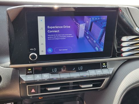 Certified 2025 Toyota Camry SE FWD image 14