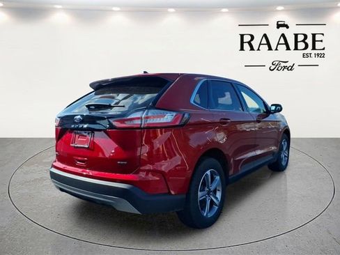 Used 2023 Ford Edge SEL w/ Convenience Package image 11