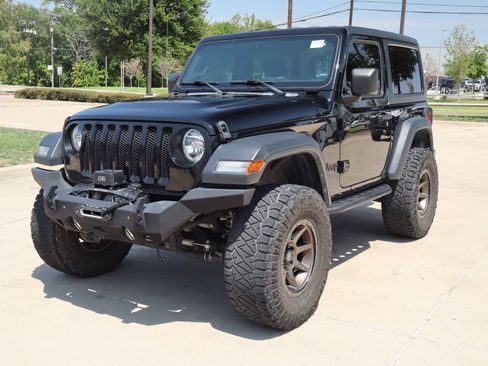 Used 2021 Jeep Wrangler Sport AWD/4WD image 8