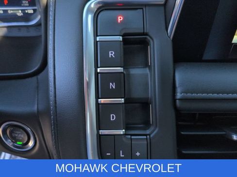 Used 2023 Chevrolet Tahoe LT AWD/4WD image 16