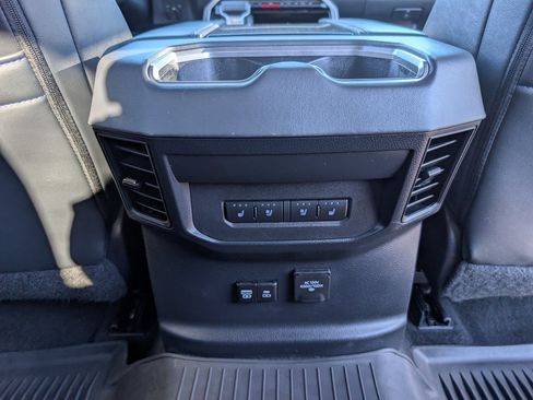 Used 2023 Toyota Tundra Platinum image 7