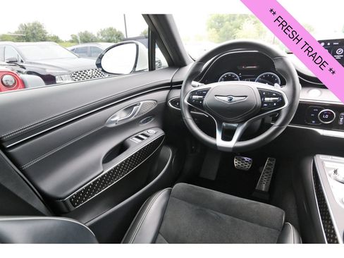 Used 2022 Genesis GV70 3.5T Sport w/ Sport Prestige Package AWD/4WD image 9