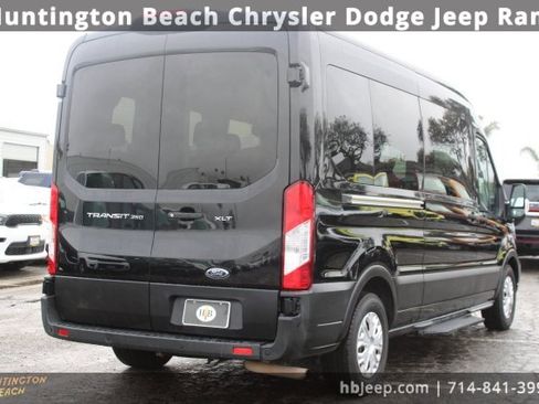 Used 2023 Ford Transit 350 XLT image 6