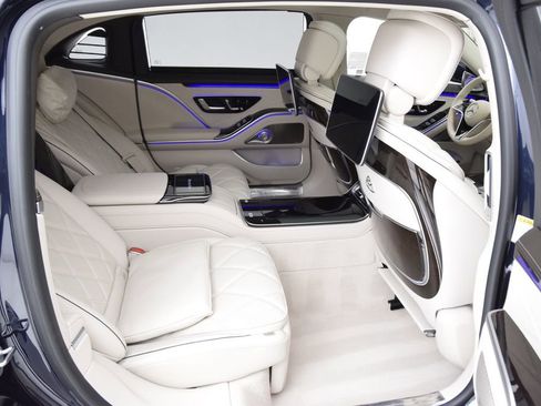 Certified 2022 Mercedes-Benz Maybach S 580 4MATIC image 19