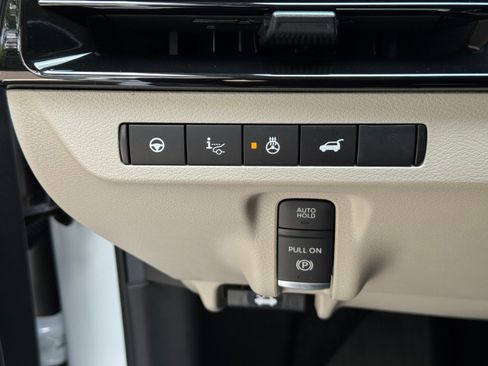 Used 2025 Nissan Murano Platinum w/ Cargo Package AWD/4WD image 18