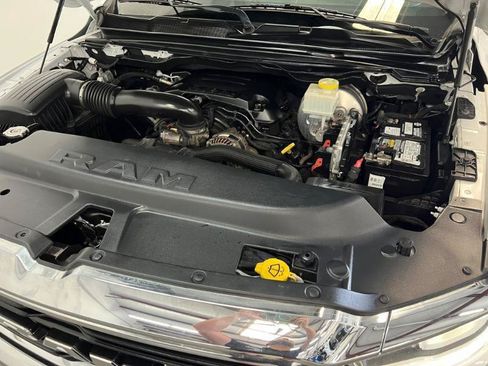 Used 2019 RAM 1500 Big Horn RWD image 32