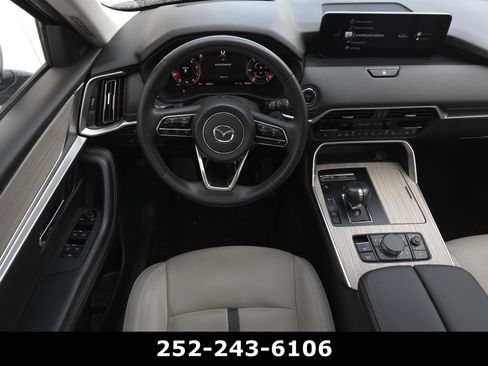 Used 2024 MAZDA CX-90 Plug-In Hybrid w/ Premium Pkg AWD/4WD image 12