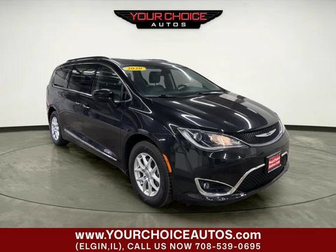 Used 2020 Chrysler Pacifica Touring-L FWD image 7
