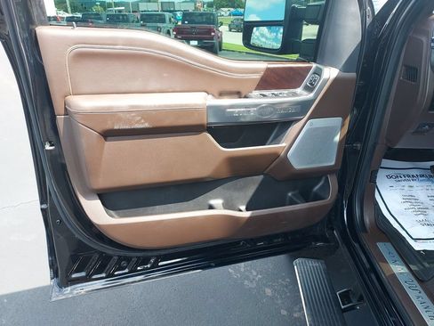 Used 2023 Ford F250 King Ranch AWD/4WD image 12