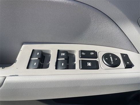 Used 2020 Hyundai Elantra SEL w/ Cargo Package (C1) image 20