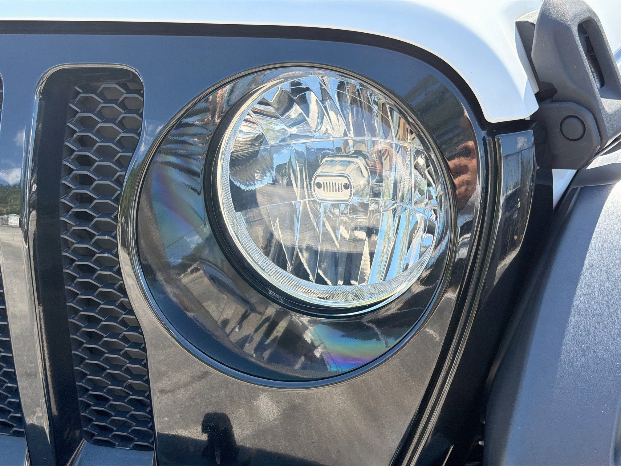 Used 2022 Jeep Wrangler Unlimited Sport AWD/4WD image 9