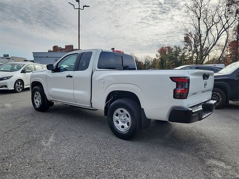 New 2026 Nissan Frontier S image 3