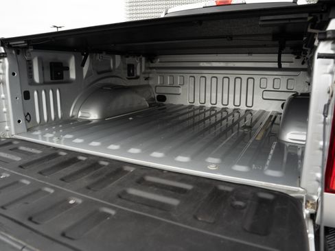 Used 2015 Ford F150 XLT w/ Equipment Group 302A Luxury AWD/4WD image 28