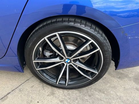 Used 2020 BMW 330i Sedan w/ M Sport Package RWD image 10