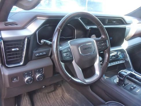Used 2022 GMC Sierra 1500 Denali w/ Denali Reserve Package AWD/4WD image 10