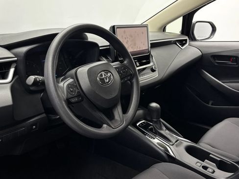 Used 2024 Toyota Corolla LE AWD/4WD image 15