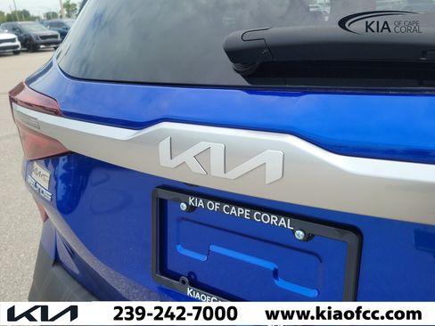 Certified 2022 Kia Seltos LX AWD/4WD image 11