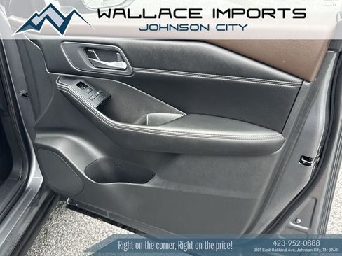 Used 2023 Nissan Rogue SV w/ SV Premium B Package AWD/4WD image 35