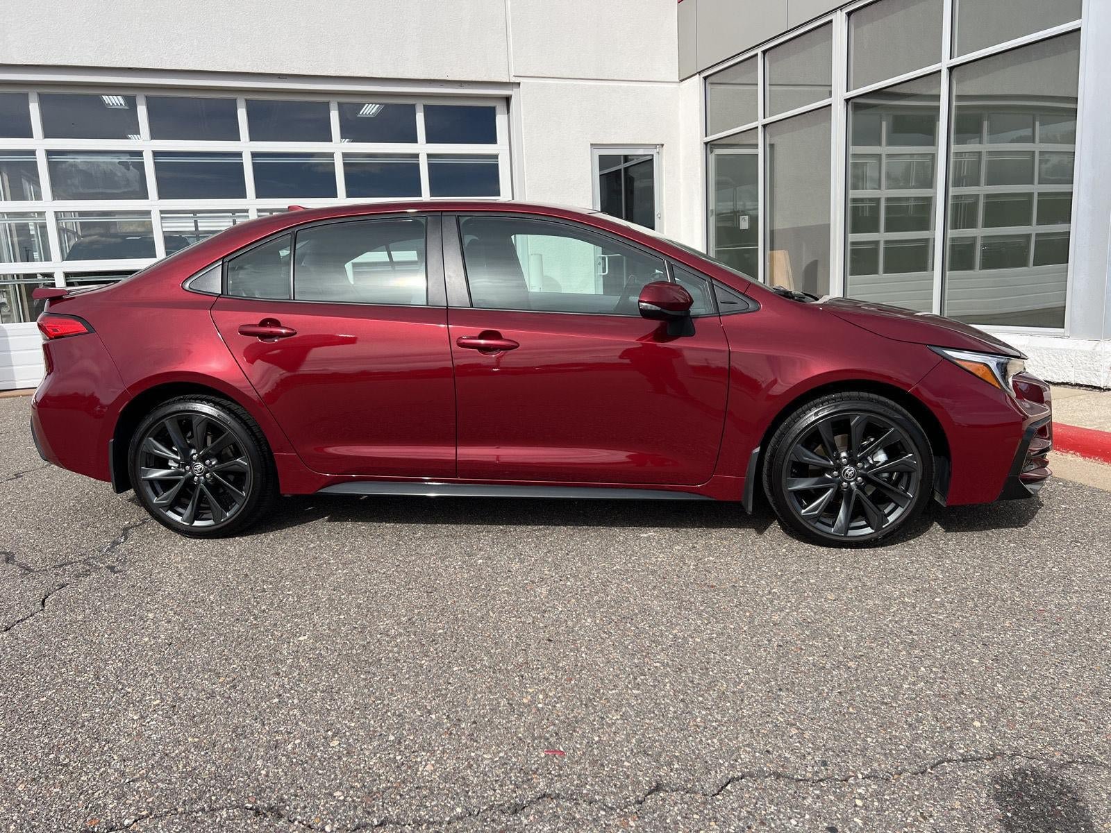 Used 2026 Toyota Corolla SE FWD image 25