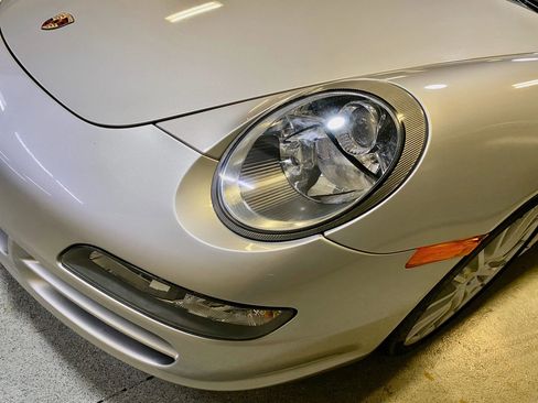 Used 2005 Porsche 911 Carrera RWD image 22
