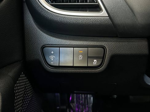Used 2024 Kia Seltos EX FWD image 27