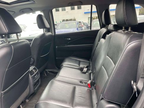 Certified 2017 Honda Pilot EX-L image 11