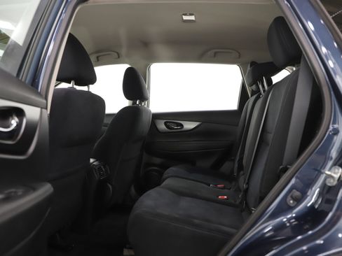 Used 2016 Nissan Rogue S image 17