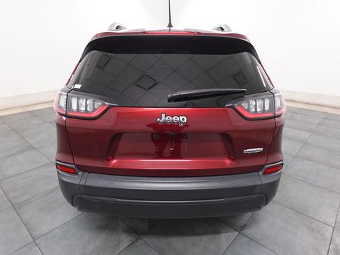 Used 2021 Jeep Cherokee Latitude image 4