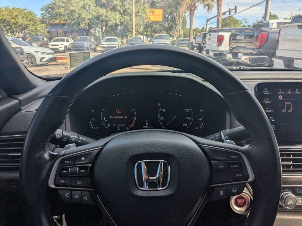 Used 2018 Honda Accord Sport image 35