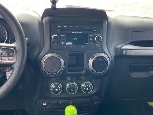 Used 2016 Jeep Wrangler Unlimited Sport AWD/4WD image 9