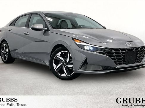 Used 2023 Hyundai Elantra Limited FWD image 1