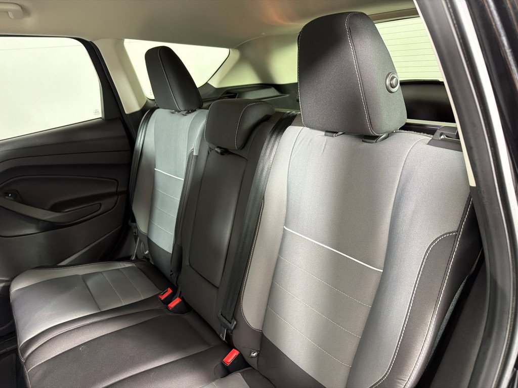 Used 2015 Ford Escape SE AWD/4WD image 19