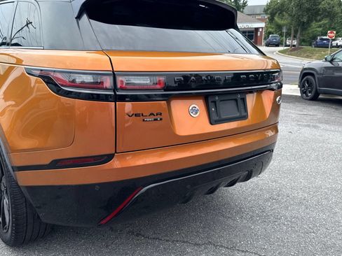 Used 2020 Land Rover Range Rover Velar R-Dynamic S AWD/4WD image 12