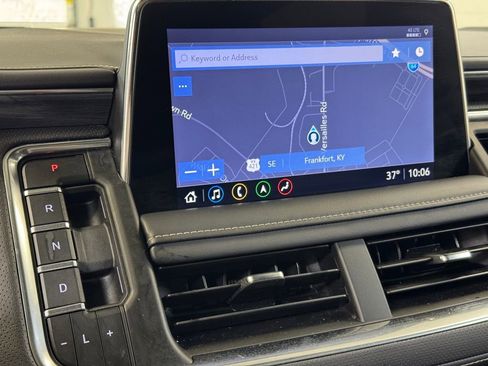 Used 2021 GMC Yukon XL SLT w/ SLT Luxury Plus Package image 43