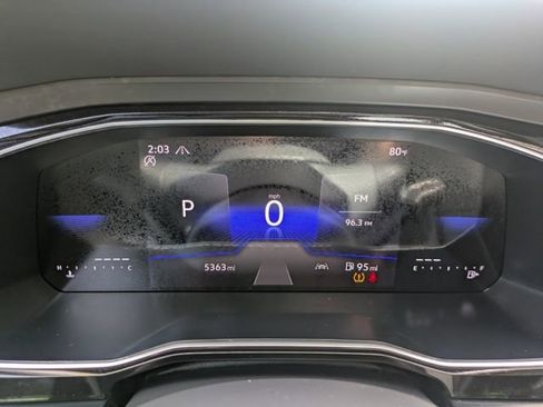 Used 2024 Volkswagen Jetta SE w/ Panoramic Sunroof Package image 23