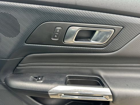 Used 2024 Ford Mustang Premium image 20