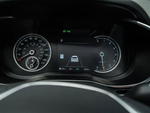 New 2026 Genesis G70 2.5T image 19