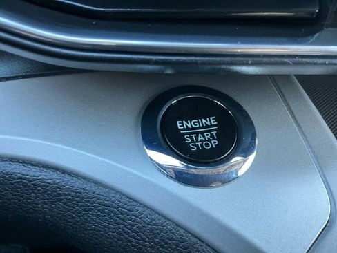 Used 2023 Ford Explorer XLT w/ Equipment Group 202A image 22