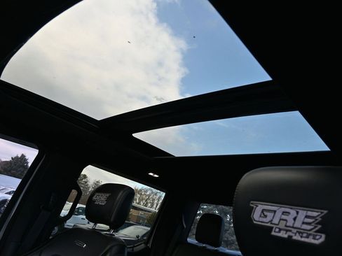 Used 2019 Ford F250 Platinum w/ Platinum Ultimate Package image 22