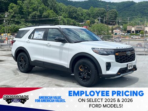 New 2026 Ford Explorer Tremor w/ Tremor Convenience Package AWD/4WD image 1